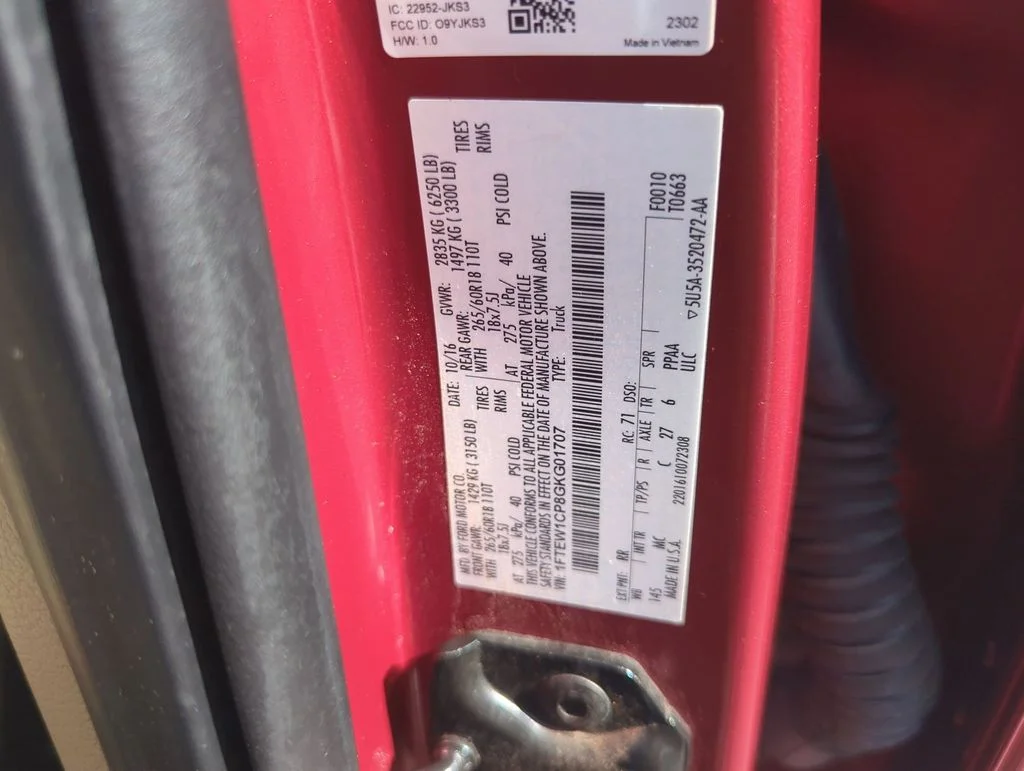 Used 2016 Red Ford XLT image 30