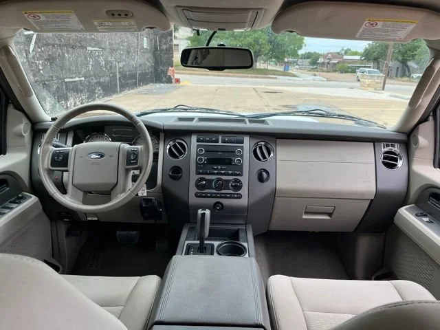 Used 2012  Ford XLT image 24