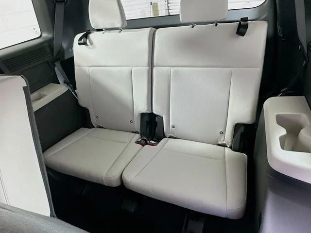 New 2026 Hyundai SANTA FE SE