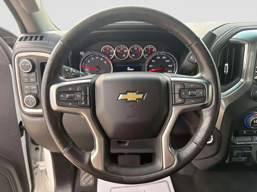 Used 2020 Red Chevrolet LTZ image 31