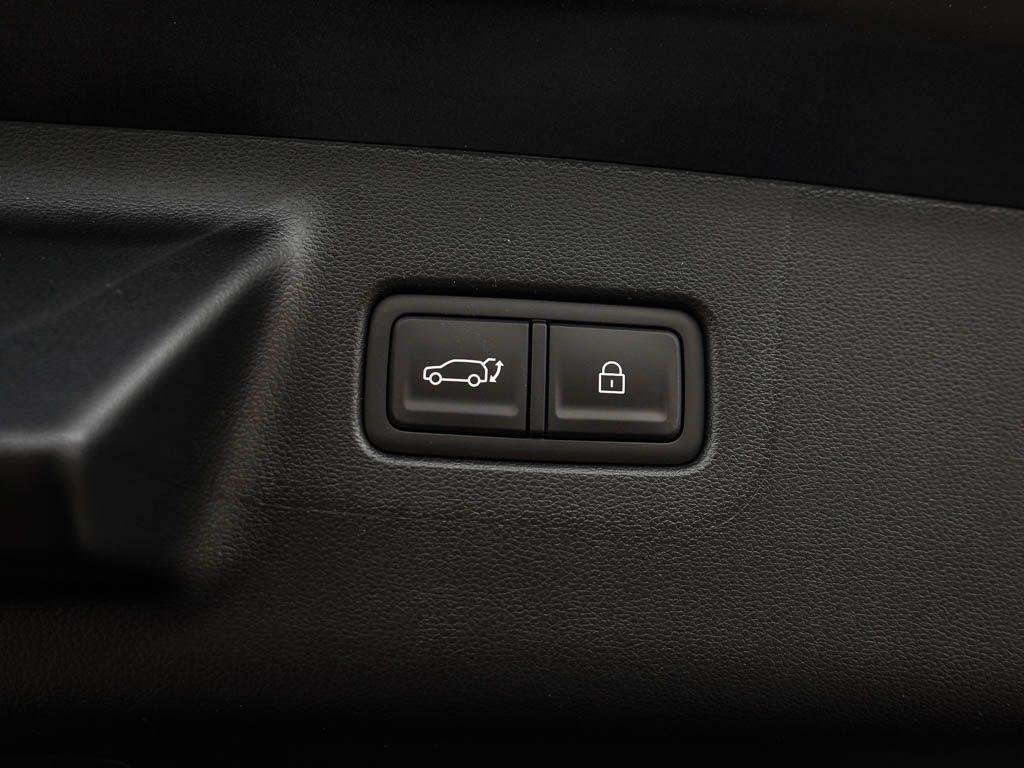 New 2026 Phantom Black Hyundai Limited 7P AWD image 36