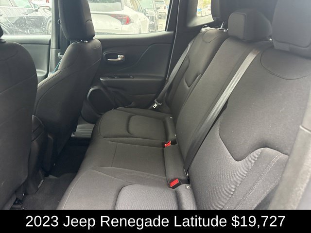 Used 2023 Graphite Gray Jeep Latitude image 25