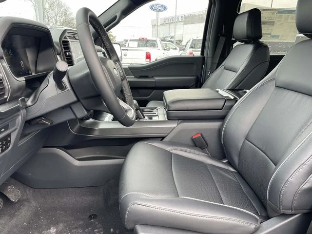 New 2026 Iconic Silver Metallic Ford Lariat® image 15