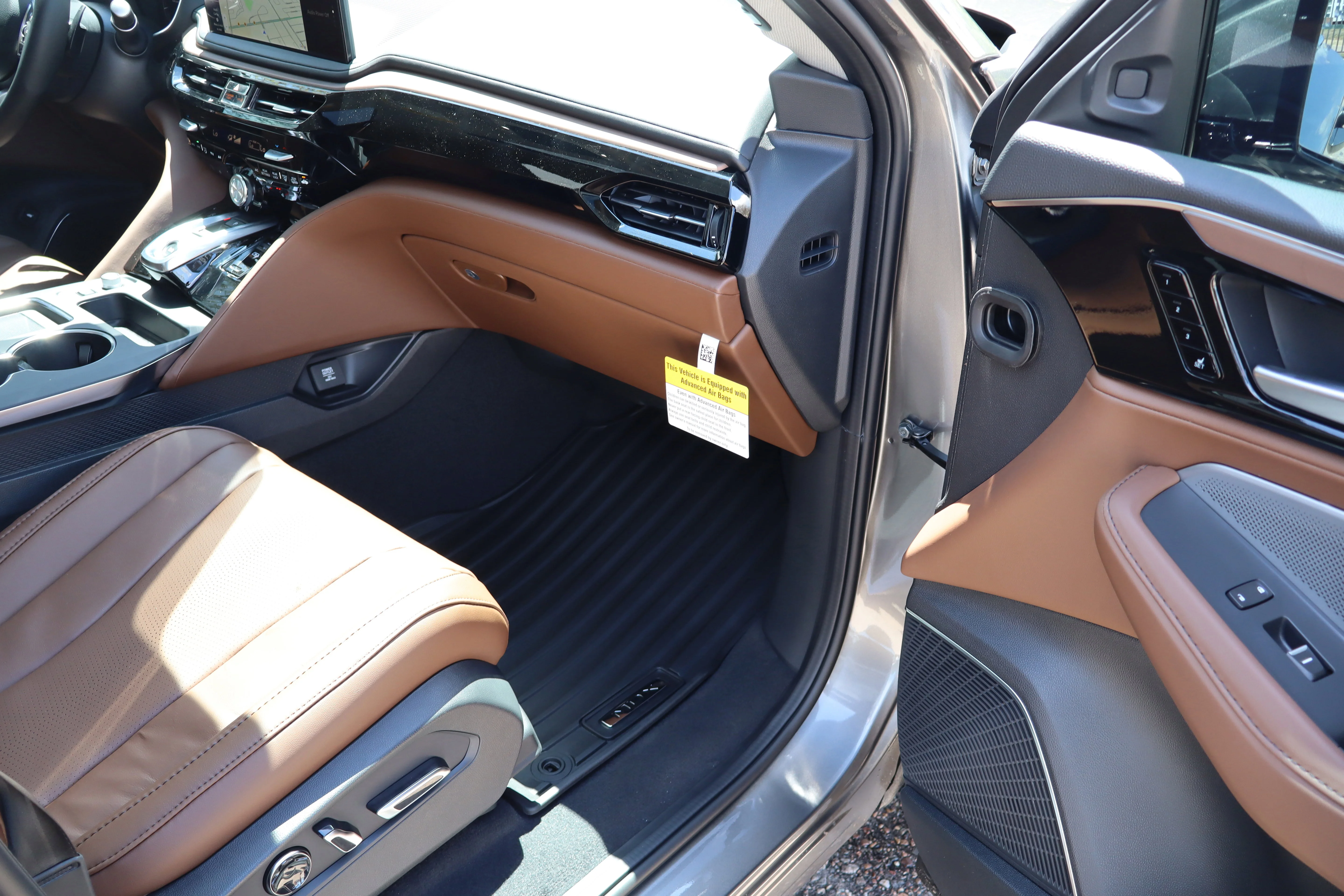 New 2026 Liquid Carbon Metallic Acura w/Technology Package image 34