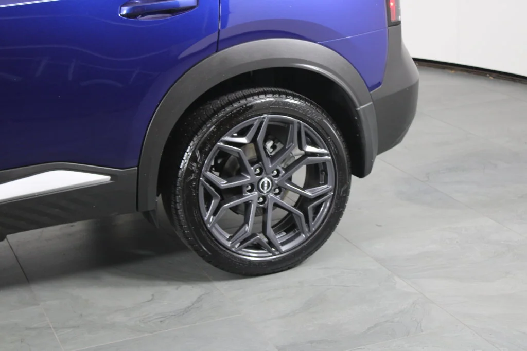 2025 Nissan Kicks SR - Photo 15