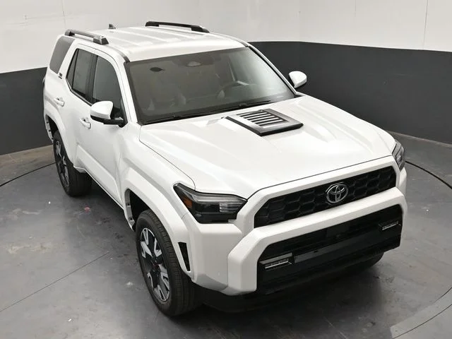 New 2026 Wind Chill Pearl <sup>1</sup> Toyota  TRD Sport image 26