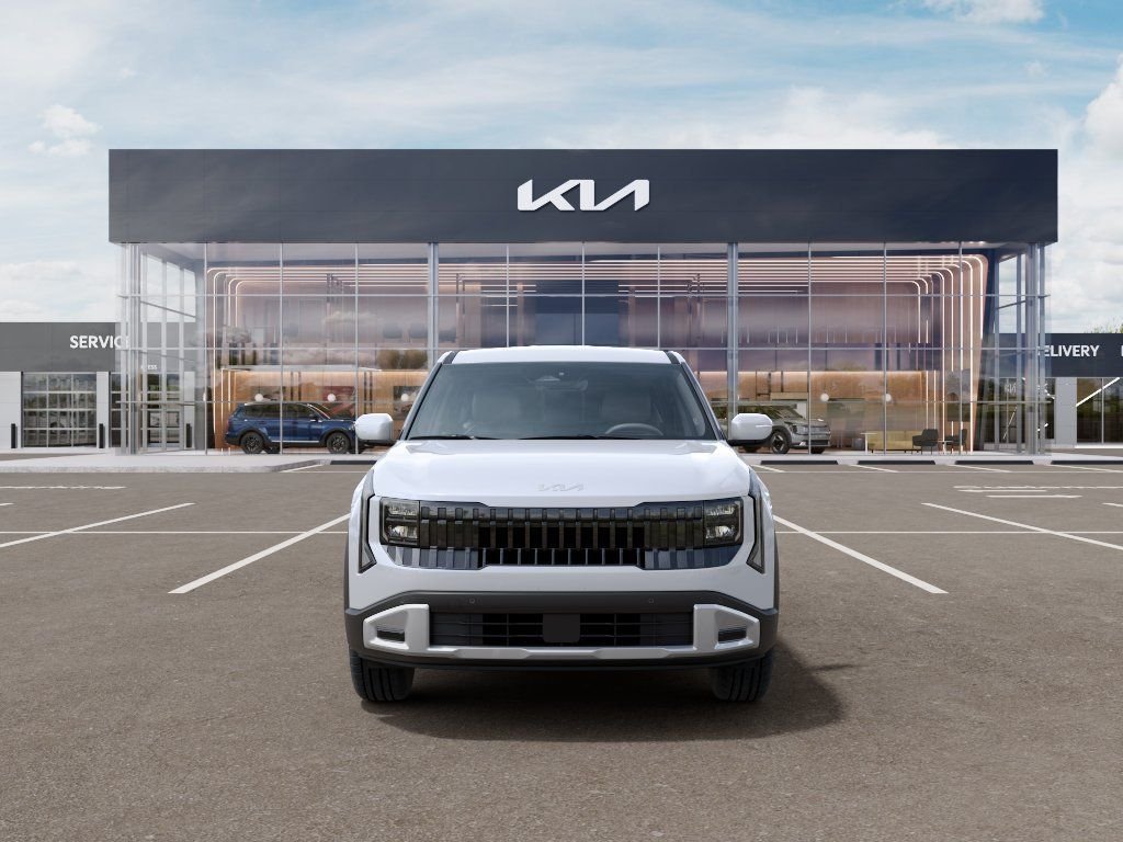 New 2027 White Kia LX image 2
