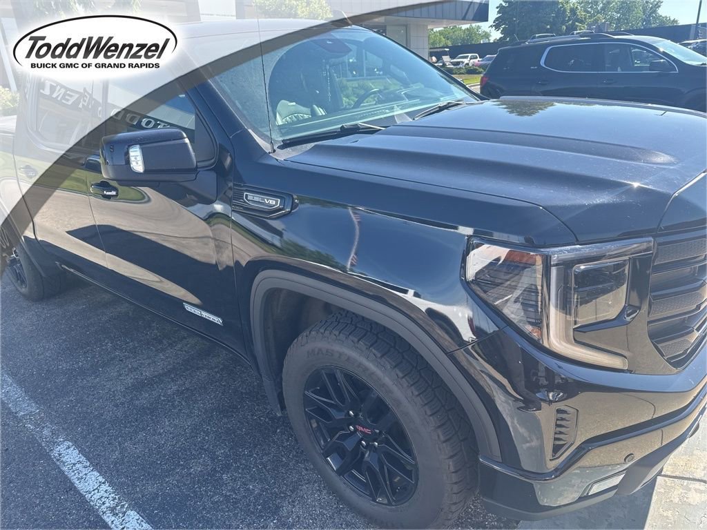 2024 GMC Sierra 4WD Crew Cab Standard Box Elevation's photo
