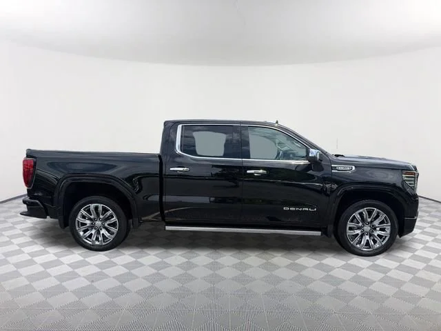 Used 2026 Onyx Black GMC Denali image 4