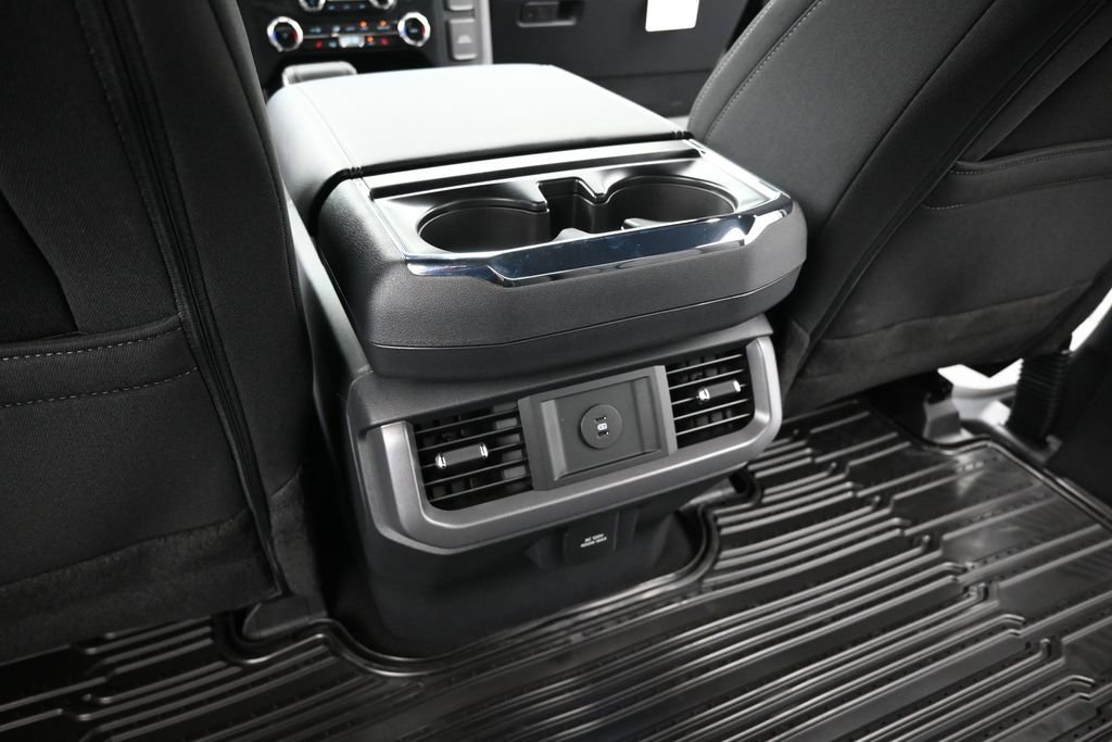 New 2026 Agate Black Metallic Ford XLT image 20