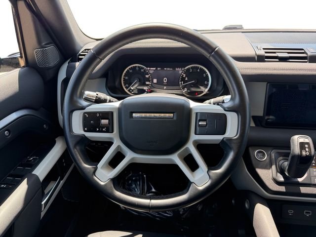 Used 2022 Eiger Grey Metallic Land Rover S image 13
