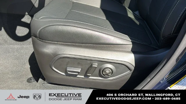 New 2027 Blue Jeep Limited Reserve image 10
