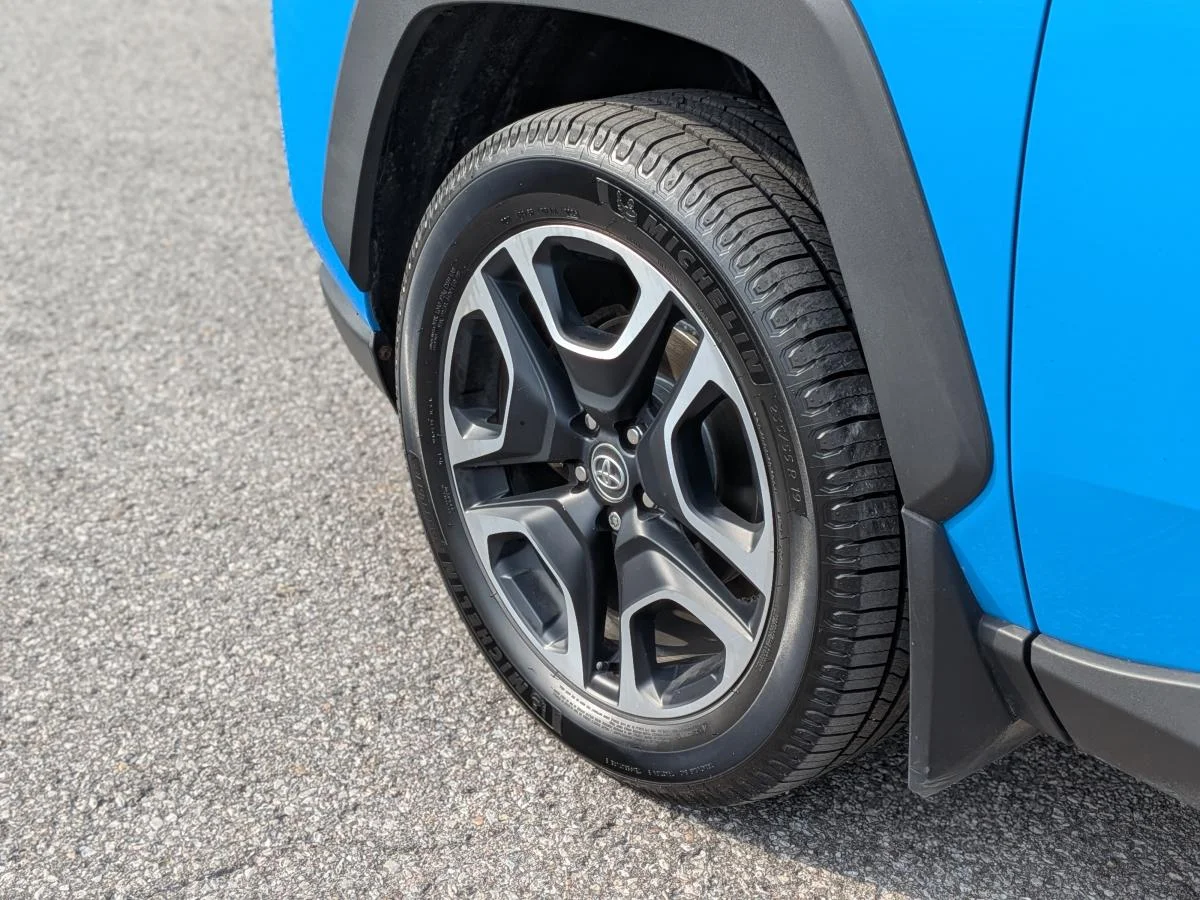 Used 2019 Blue Toyota Trail image 11