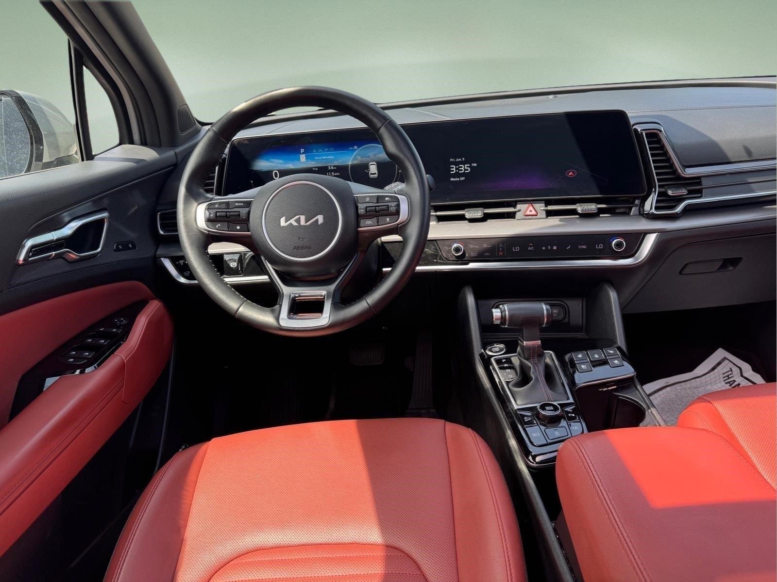 Used 2023 Wolf Gray Kia SX-Prestige image 12