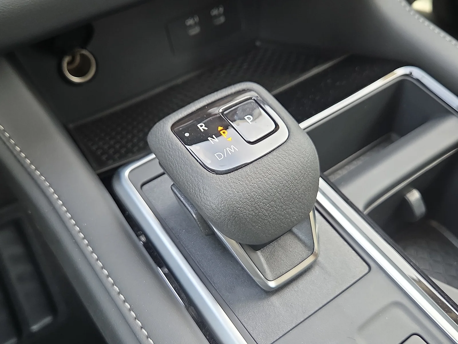 New 2026 QBE Everest WH Nissan SV Front-Wheel Drive image 17