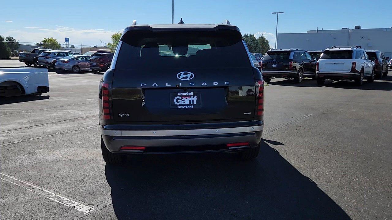New 2027 Abyss Black Pearl Hyundai Limited 7P image 3