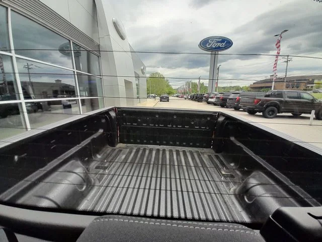 Used 2023 Chili Pepper Red Ford XLT image 43