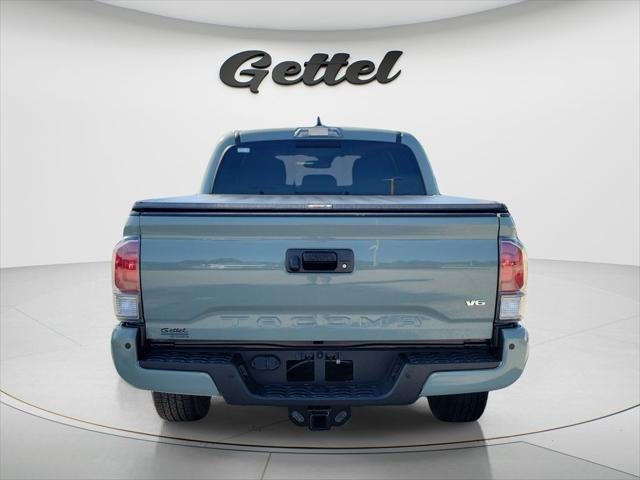 Certified Used 2022 LUNAR ROCK Toyota  image 6