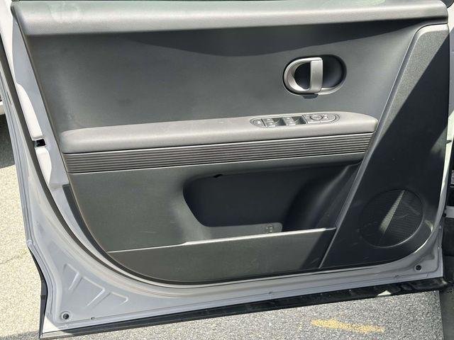 New 2026 Gray Hyundai SE image 26