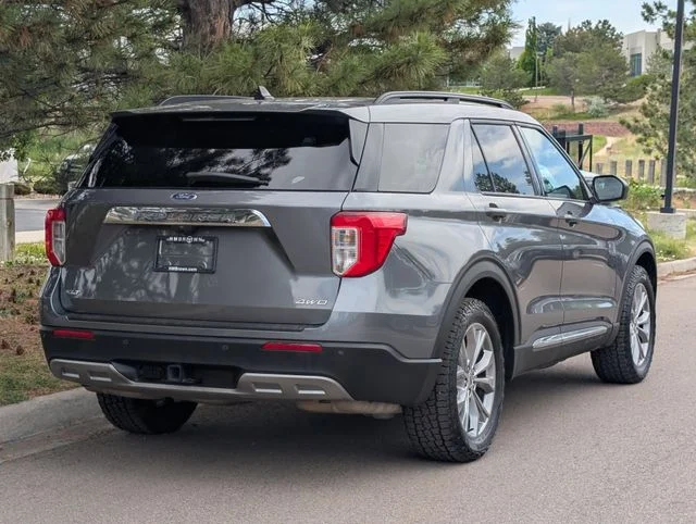 Used 2023 Gray Metallic Ford XLT image 3