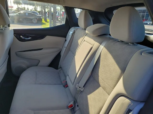 2020 Nissan Rogue Sport SV - Photo 17
