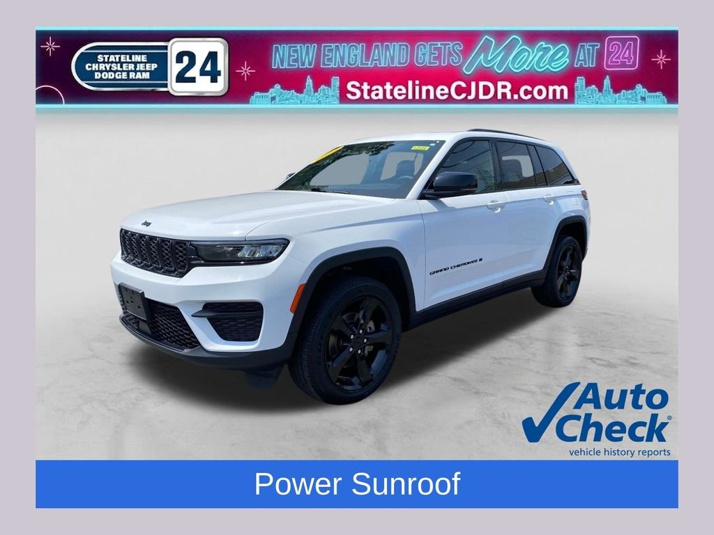 Used 2023 White Jeep Altitude X image 1