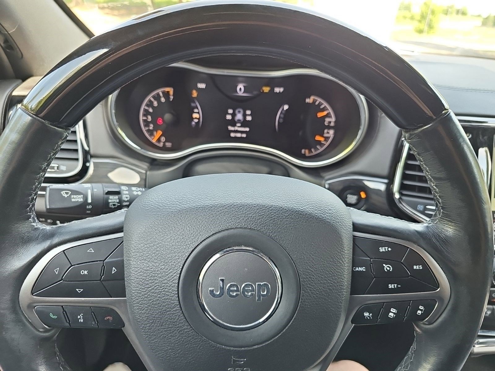 Used 2019 Sangria Metallic Clearcoat Jeep Overland image 25