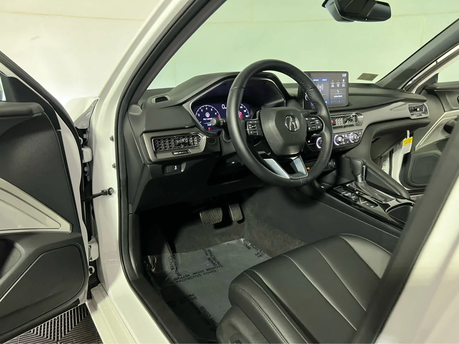 Used 2026 Platinum White Pearl Acura  image 22