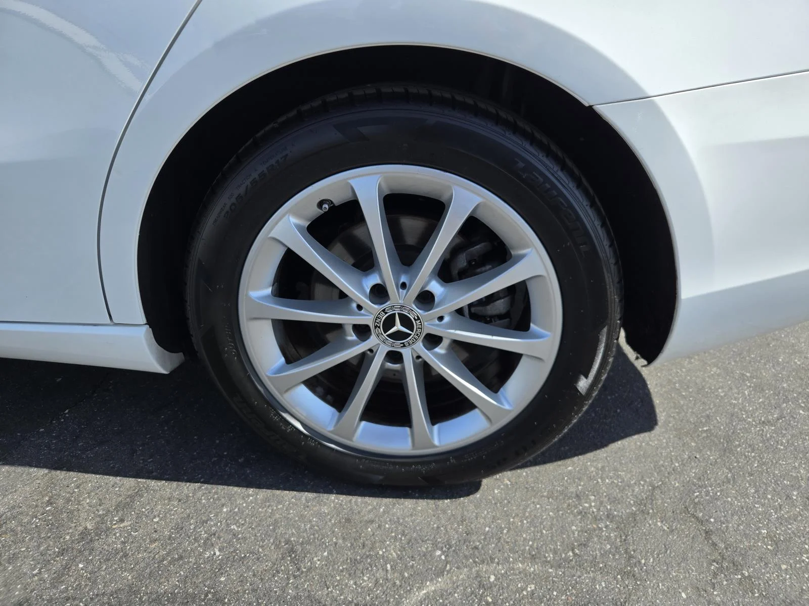 Used 2019 Digital White Metallic Mercedes-Benz A 220 Sedan image 32