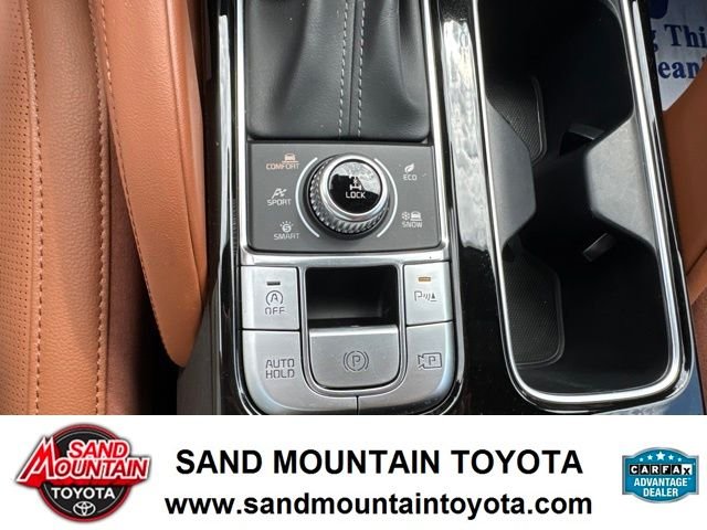 Used 2025 Black Kia SX X-Line image 17