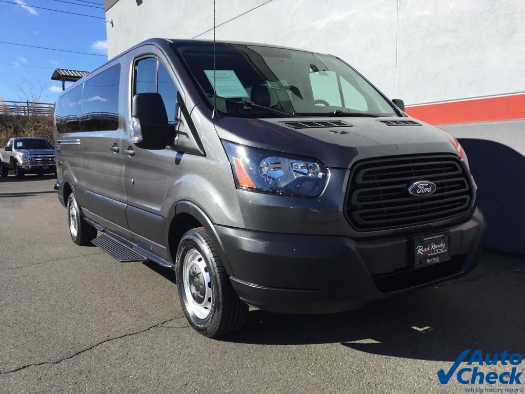 Used 2019 Gray Ford XL image 3
