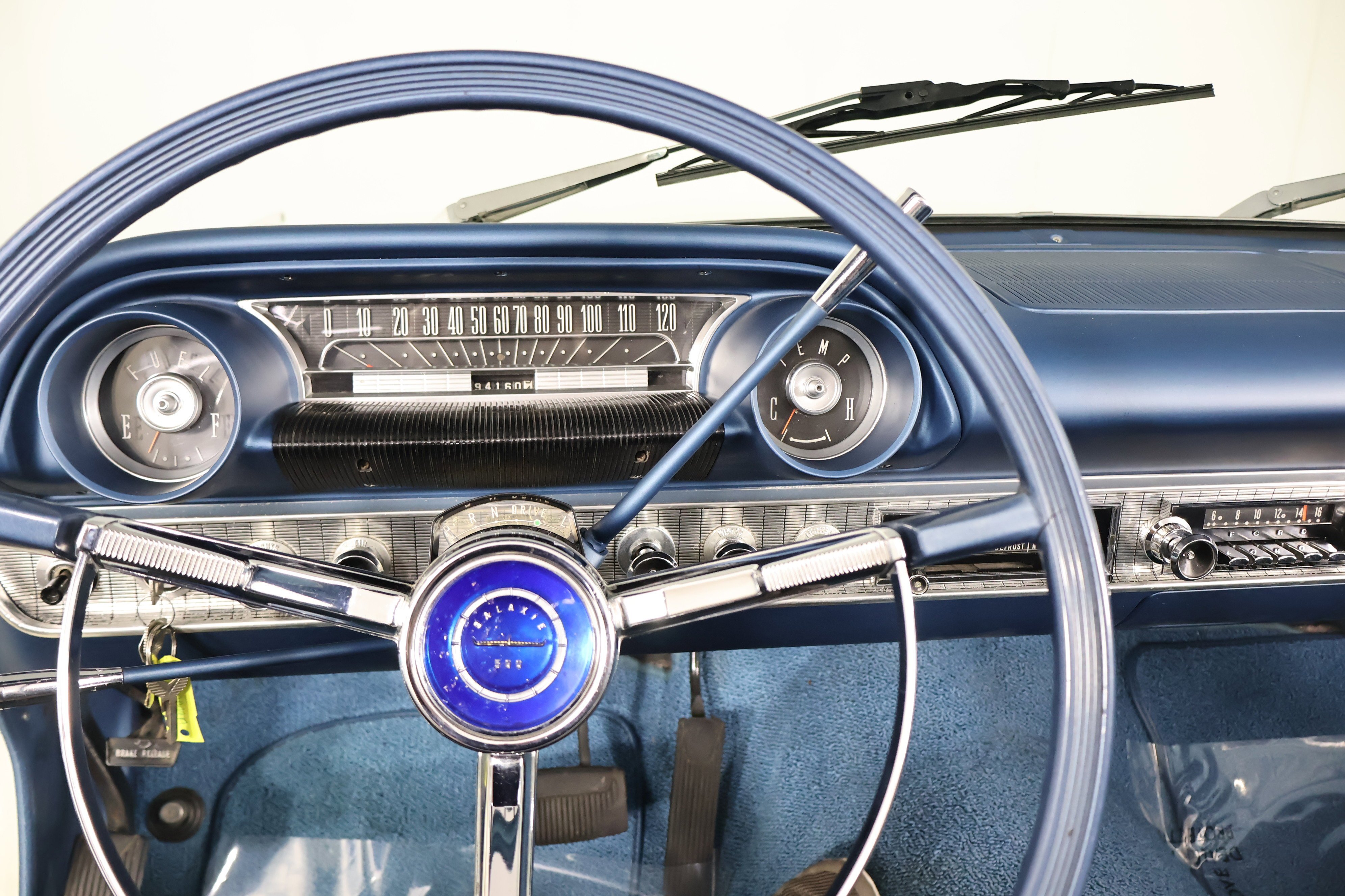 Used 1963 White Ford  image 35