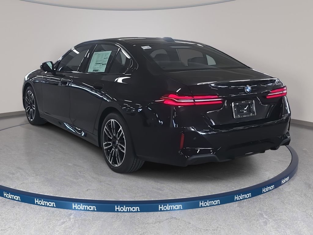 Used 2026 Black Sapphire Metallic BMW 530i image 6