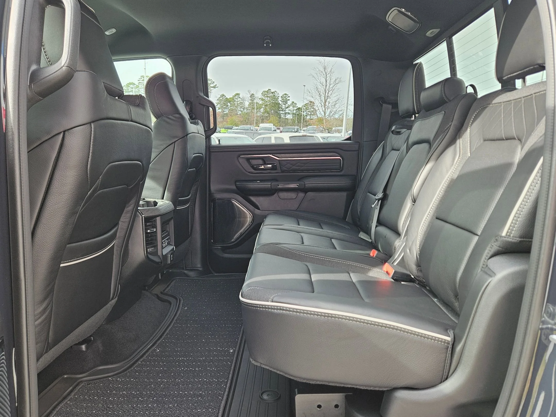 2026 RAM 1500 Limited - Photo 24