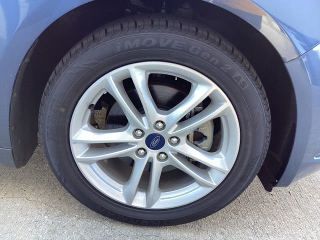 Certified Used 2018 Blue Metallic Ford S image 9