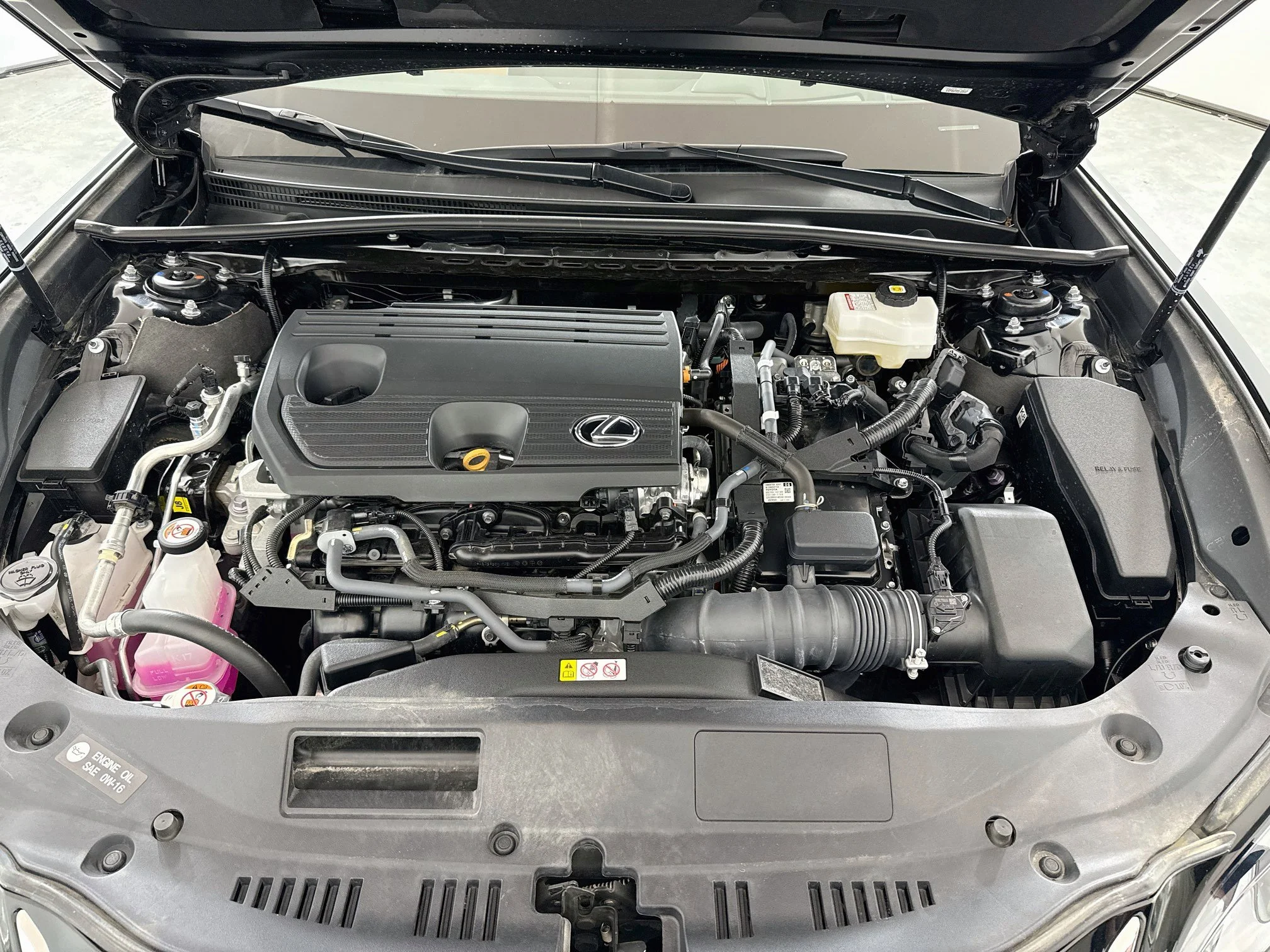 Certified Used 2024 OBSIDIAN Lexus 300h Luxury image 29