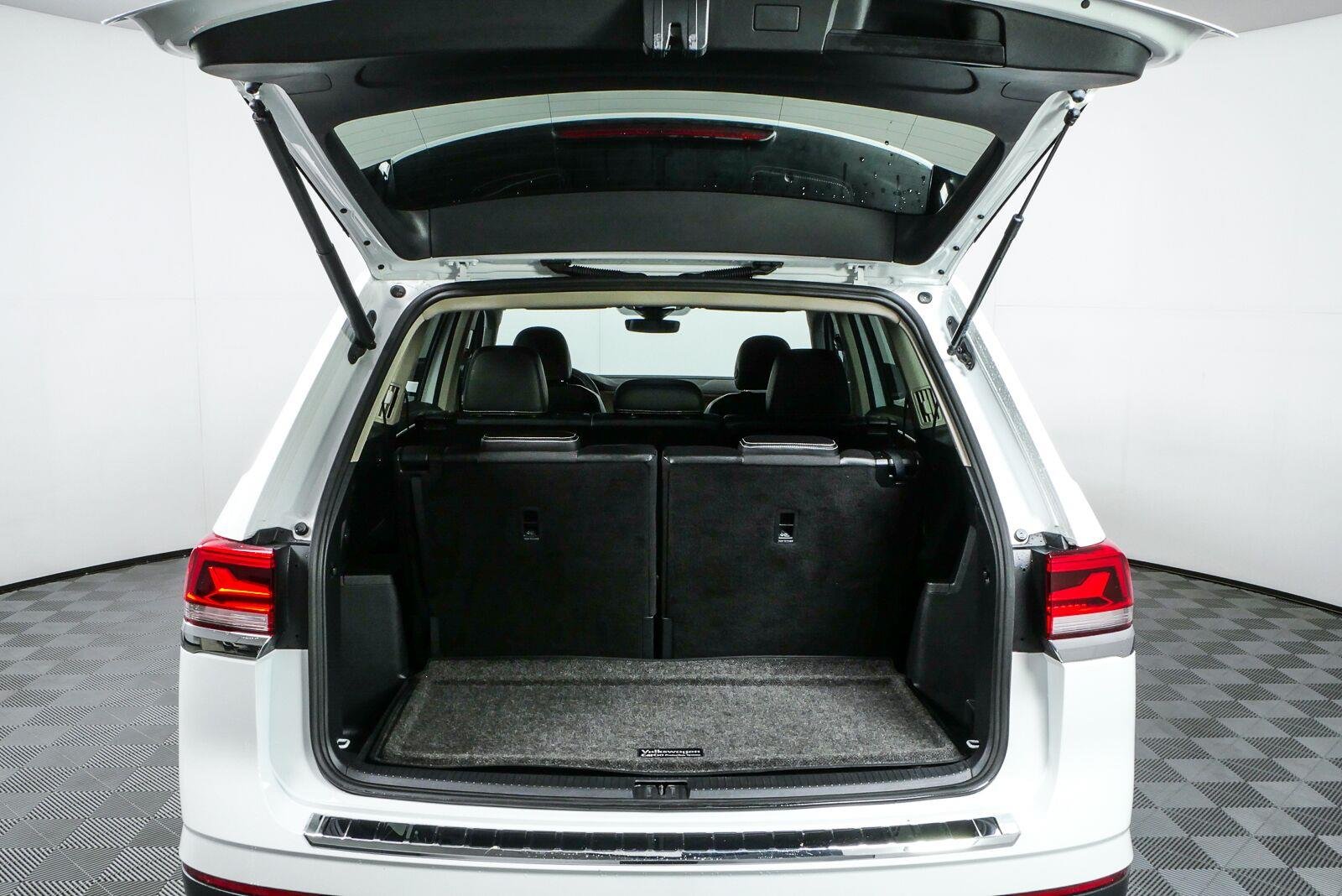 2024 Volkswagen Atlas SE - Photo 29