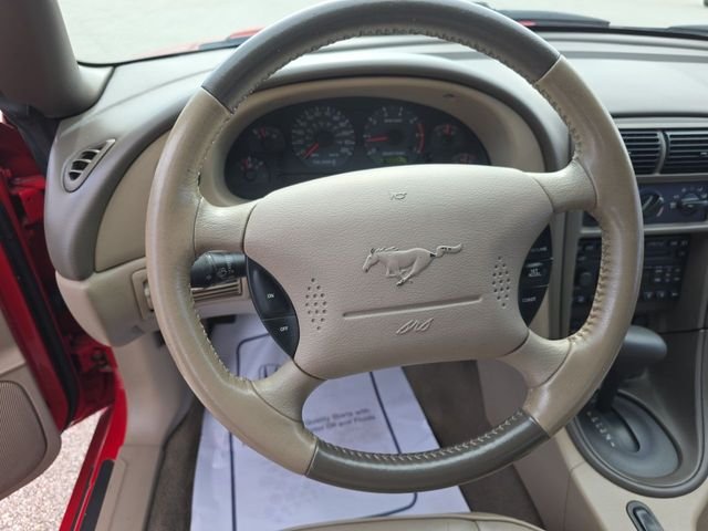 Used 2004 Torch Red Ford V6 image 21