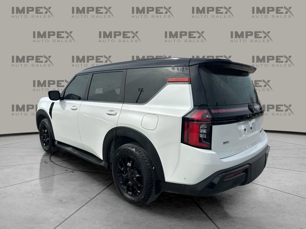 Used 2025 White Nissan PRO-4X image 3
