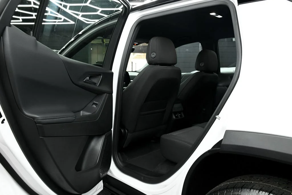 New 2026 Summit White Chevrolet LT image 17