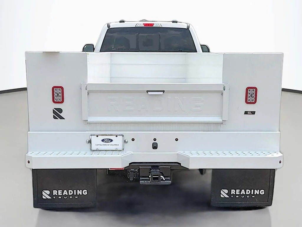 New 2026 Oxford White Ford F-550® XL image 8