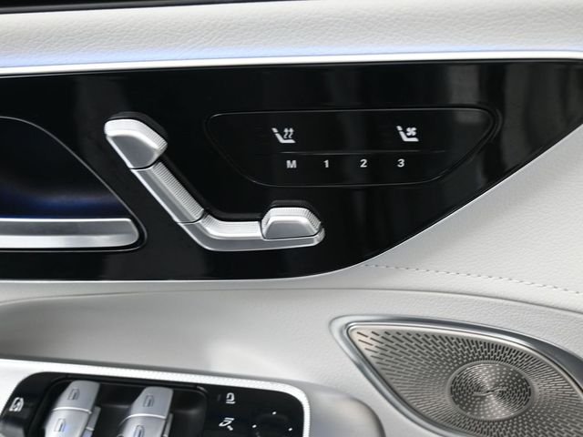 Used 2024  Mercedes-Benz Base image 21