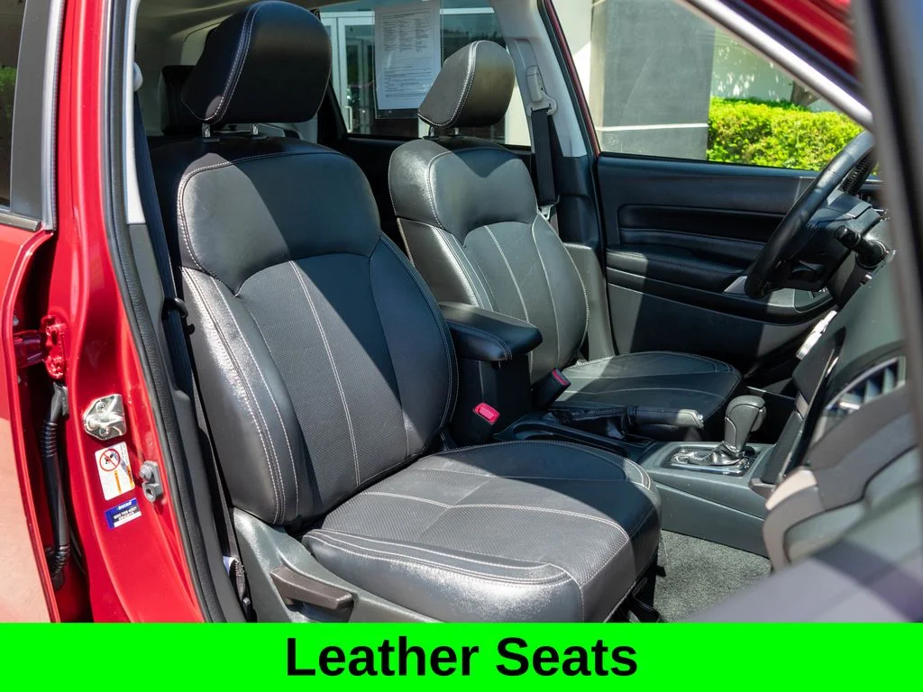 Used 2018 Red Subaru 2.5i Touring image 10