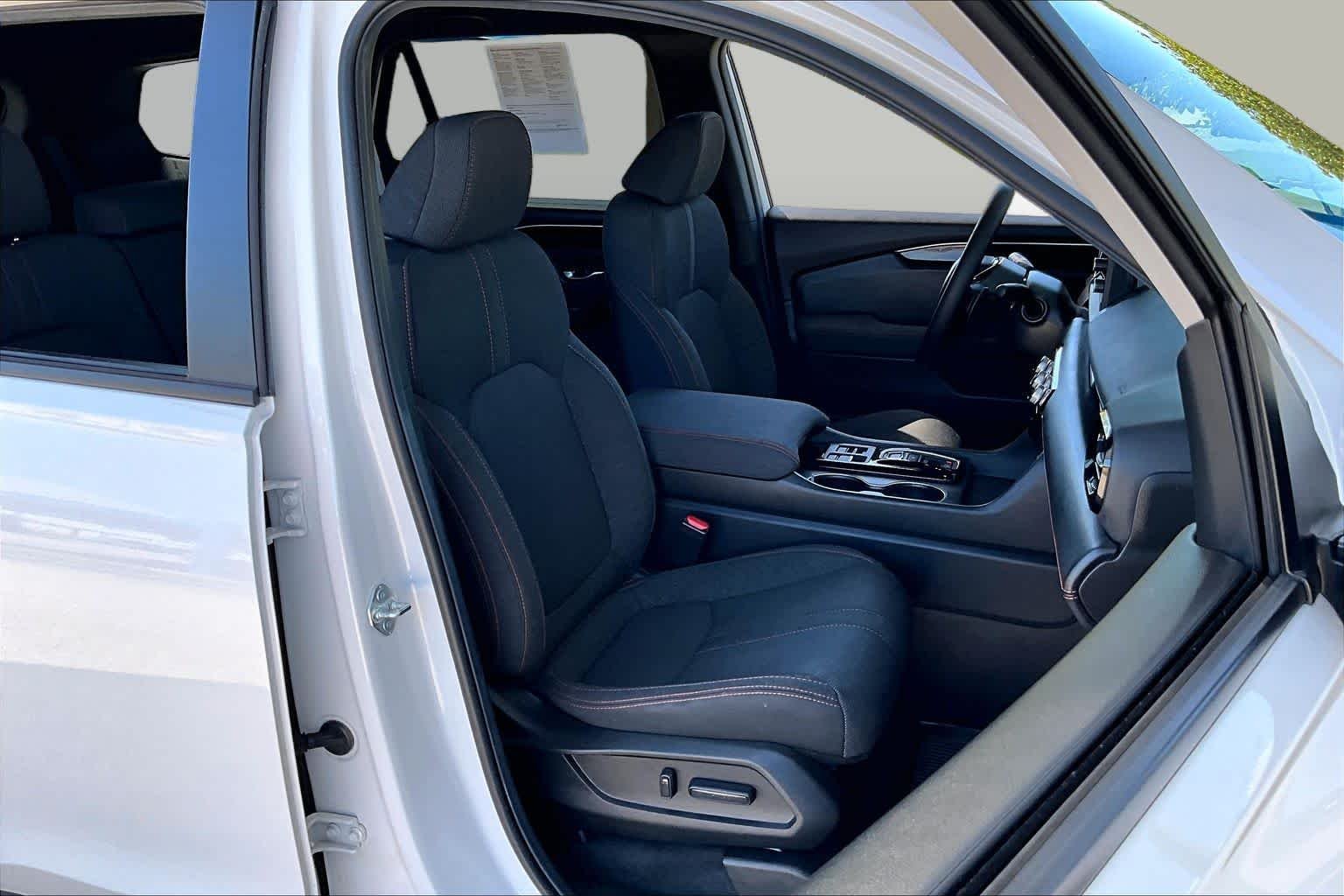 2025 Honda Pilot Sport - Photo 9