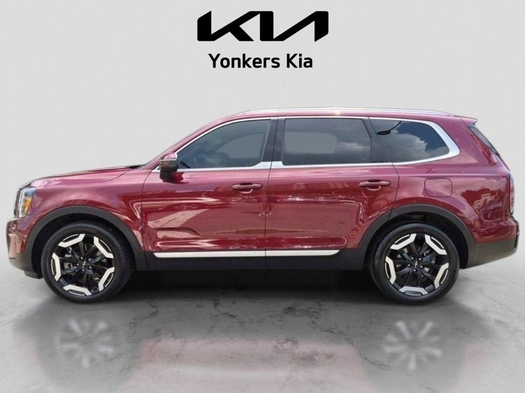 Certified Used 2023 Red Kia EX image 13