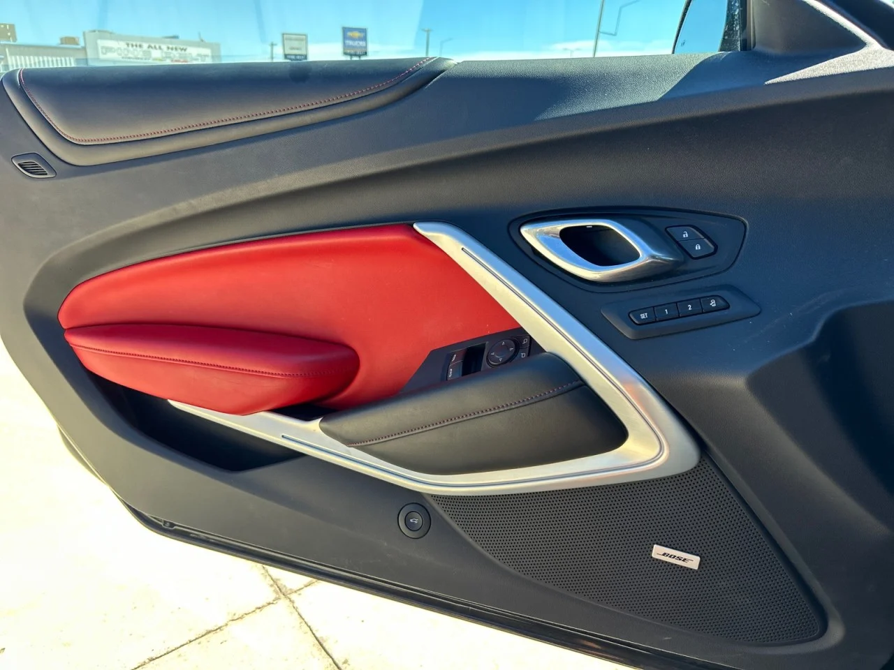 Used 2023 BLACK Chevrolet 2SS image 9