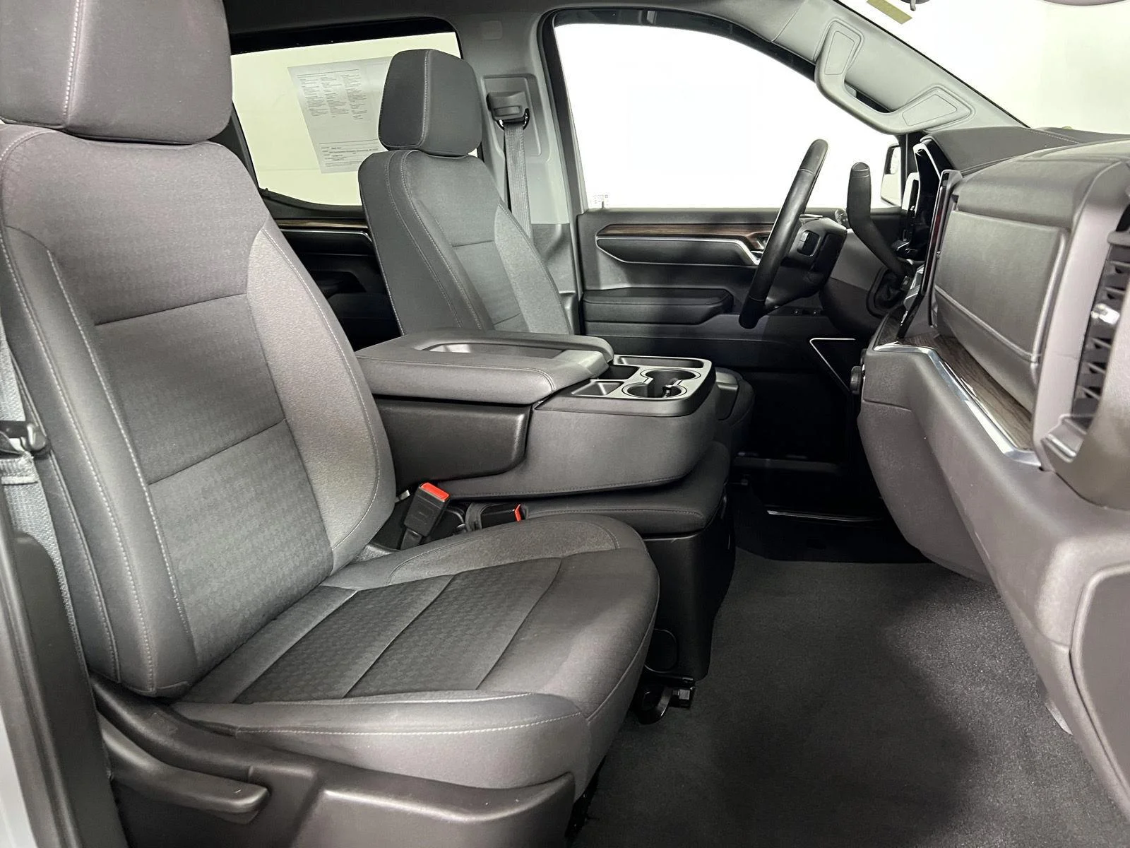 Used 2024 Slate Gray Metallic Chevrolet RST image 34