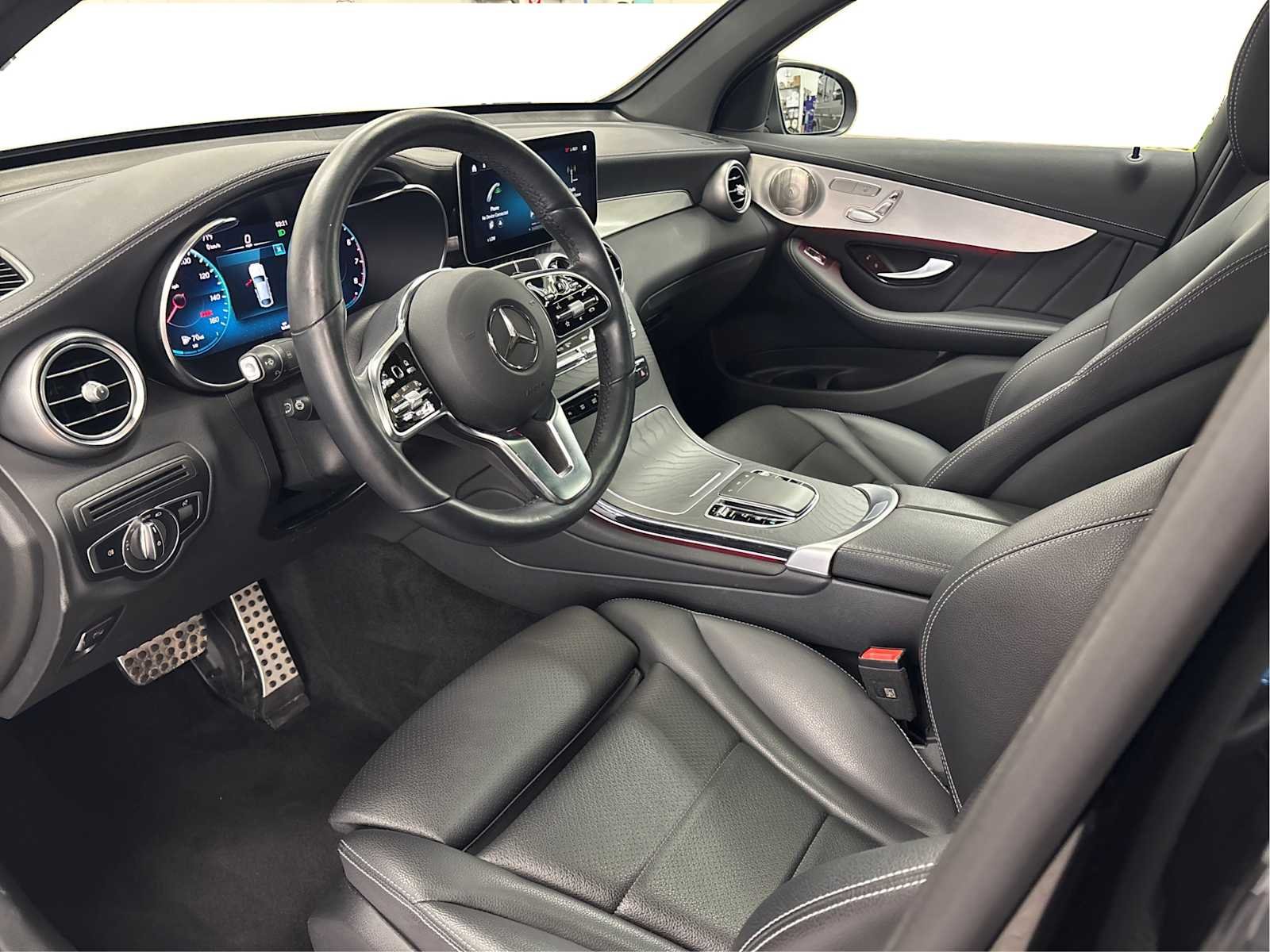 Certified Used 2023 Black Mercedes-Benz GLC 300 image 9