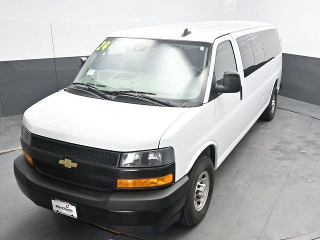 Used 2024 White Chevrolet LS image 25