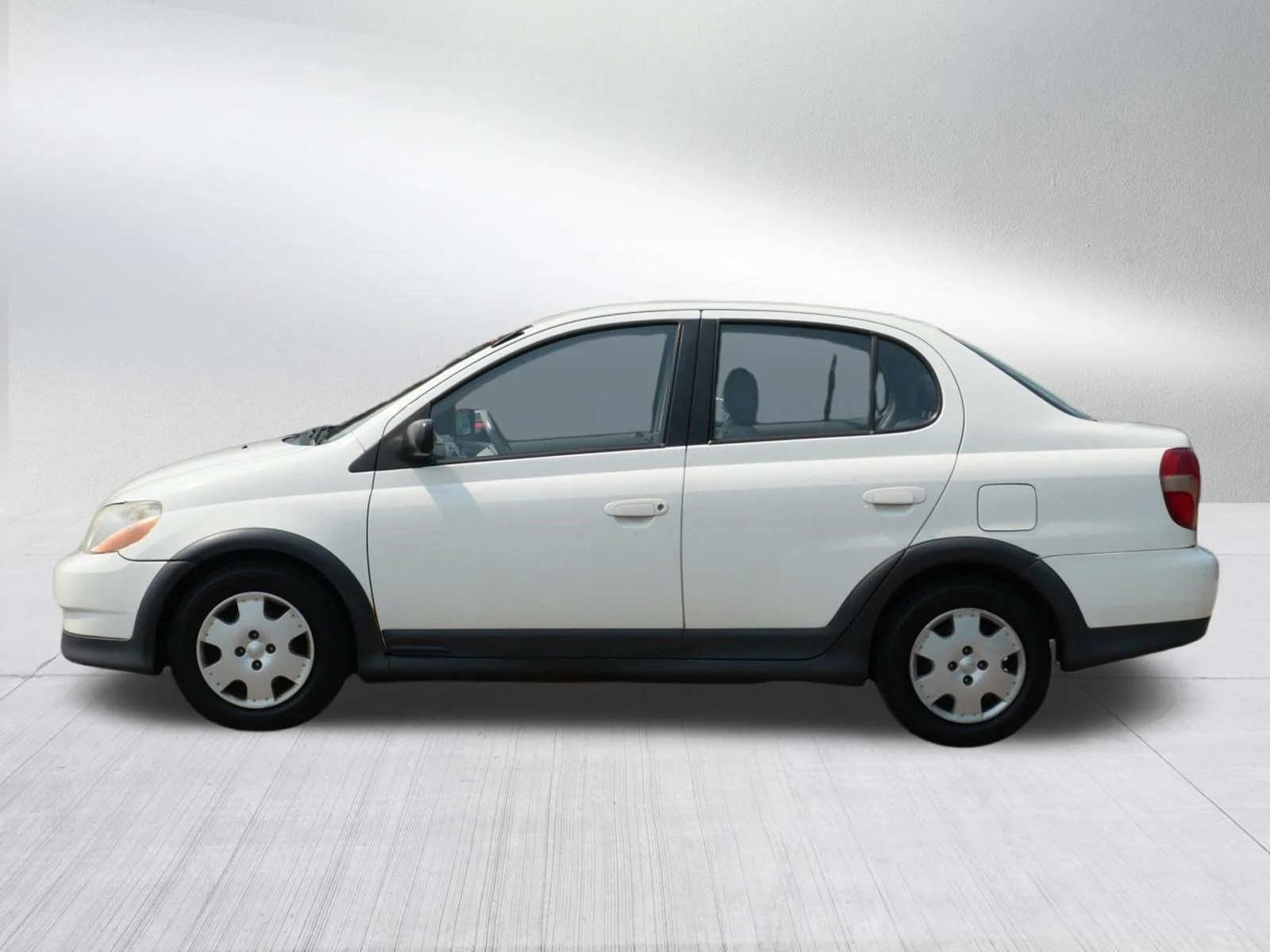 Used 2002 Polar White Toyota  image 4